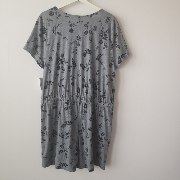 Susina floral short sleeve romper - Picture 3 of 8